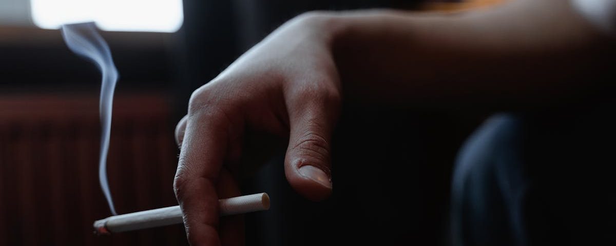 découvrez des techniques efficaces pour soulager la douleur au poignet. apprenez des exercices simples, des astuces de repos et des options de traitement pour retrouver votre confort au quotidien.