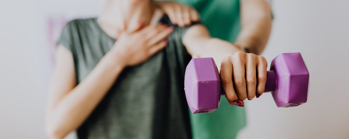 découvrez l'ostéopathie, une méthode de soins naturelle et holistique qui vise à soulager les douleurs, améliorer la mobilité et favoriser le bien-être général. learn how osteopathy can help enhance your health and quality of life.