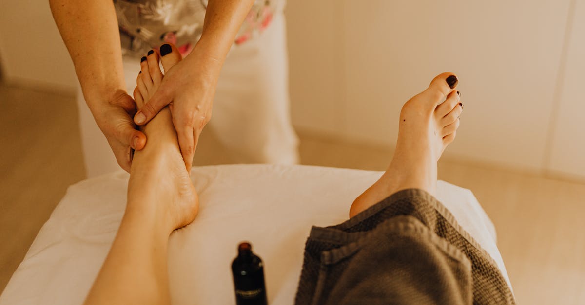 découvrez les bienfaits de la thérapie manuelle, une approche holistique visant à soulager les douleurs musculaires et articulaires, améliorer la mobilité et promouvoir le bien-être général. nos experts vous guideront à travers des techniques personnalisées pour retrouver une qualité de vie optimale.