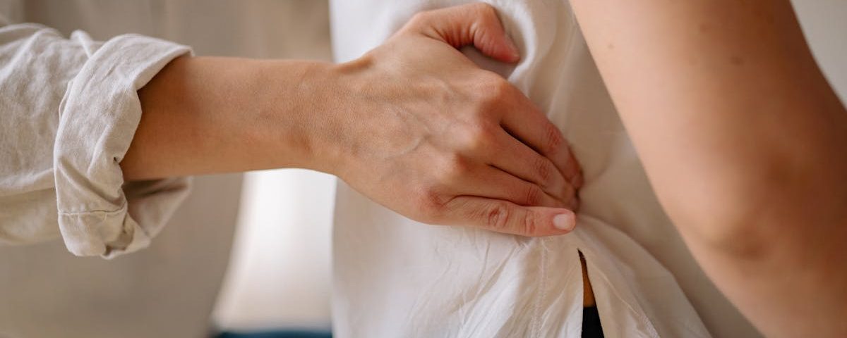 découvrez les bienfaits de la thérapie manuelle, une approche thérapeutique efficace pour soulager les douleurs musculaires et articulaires. apprenez comment cette technique personnalisée favorise la guérison, améliore la mobilité et optimise le bien-être général.