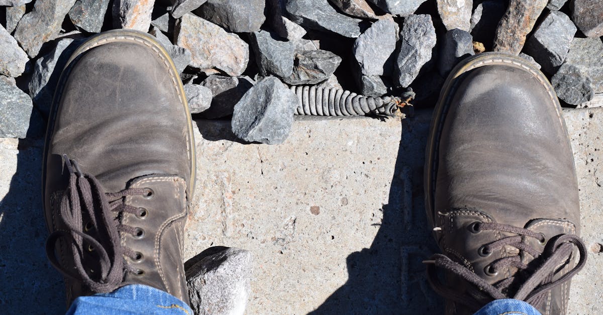 découvrez les bienfaits des foot soaks, des bains apaisants pour vos pieds. offrez-vous un moment de détente et soulagez la fatigue relief en nourrissant votre peau avec des ingrédients naturels. transformez votre routine de soin à domicile avec nos recettes et conseils pratiques.