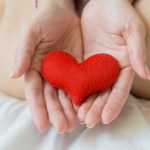 découvrez la thérapie par onde de choc, une méthode innovante pour soulager la douleur et favoriser la guérison. cette alternative non invasive est efficace pour traiter diverses affections musculosquelettiques. améliorez votre bien-être et retrouvez votre mobilité grâce à un traitement révolutionnaire.