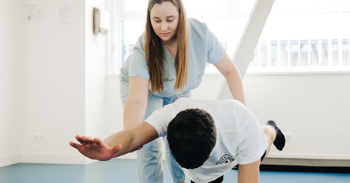 découvrez comment la médecine sportive aide les athlètes à optimiser leurs performances, prévenir les blessures et favoriser une récupération rapide. explorez les dernières avancées en matière de soins et de traitement dédiés aux passionnés de sport.