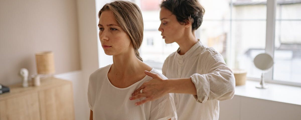 découvrez les bienfaits de l'ostéopathie, une approche holistique pour soulager vos douleurs musculo-squelettiques et améliorer votre bien-être. consultez nos experts pour un suivi personnalisé et des techniques adaptées à vos besoins.