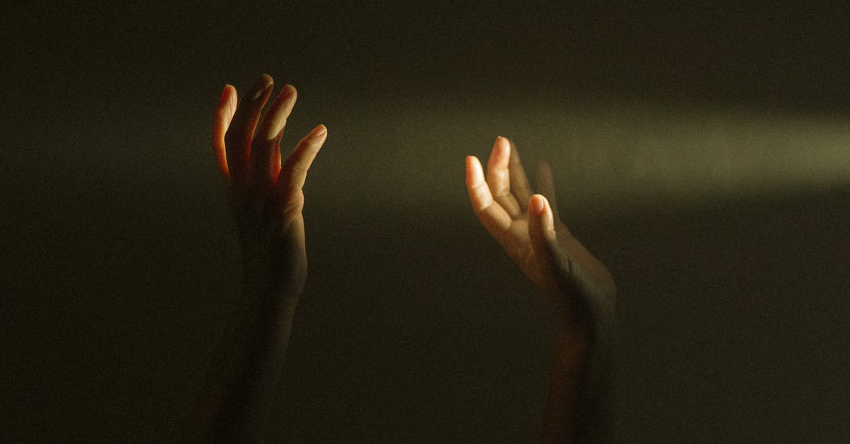 découvrez les avantages de la thérapie par ondes de choc, une méthode innovante pour traiter la douleur et favoriser la guérison des tissus. idéale pour les blessures sportives, les douleurs chroniques et d'autres affections musculo-squelettiques, cette thérapie est non invasive et sans médication. informez-vous sur son efficacité et retrouvez une meilleure qualité de vie.