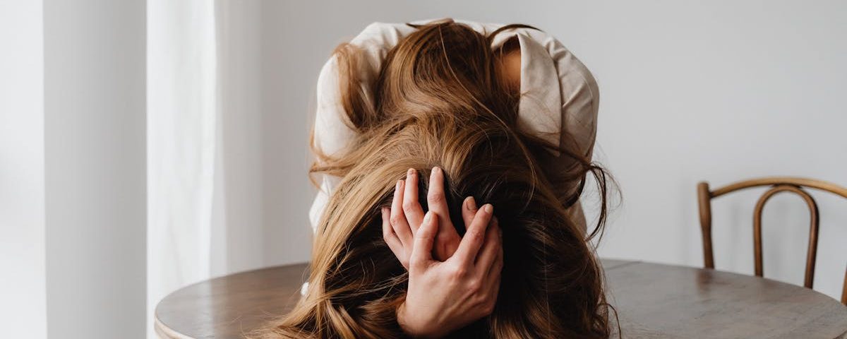 découvrez les bienfaits de la thérapie par ondes de choc, une méthode non invasive qui soulage la douleur, favorise la guérison et améliore la circulation. idéale pour traiter diverses affections musculo-squelettiques, cette thérapie innovante offre des résultats rapides et durables. réveillez le potentiel de votre corps avec la thérapie par ondes de choc.