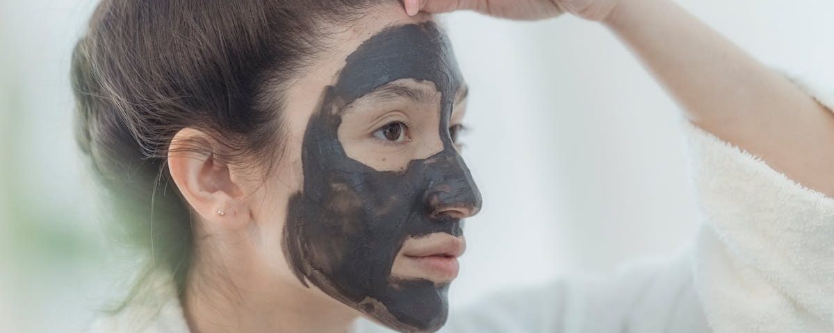 découvrez les bienfaits du clay detox, un allié naturel pour purifier votre corps et revitaliser votre peau. apprenez comment ce traitement détoxifiant à base d'argile peut aider à éliminer les toxines et améliorer votre bien-être général.