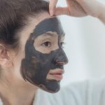 découvrez les bienfaits du clay detox, un allié naturel pour purifier votre corps et revitaliser votre peau. apprenez comment ce traitement détoxifiant à base d'argile peut aider à éliminer les toxines et améliorer votre bien-être général.