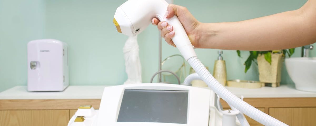 découvrez les bienfaits de la thérapie au laser, une approche innovante pour soulager la douleur, favoriser la guérison et améliorer votre bien-être. explorez nos traitements adaptés à vos besoins.