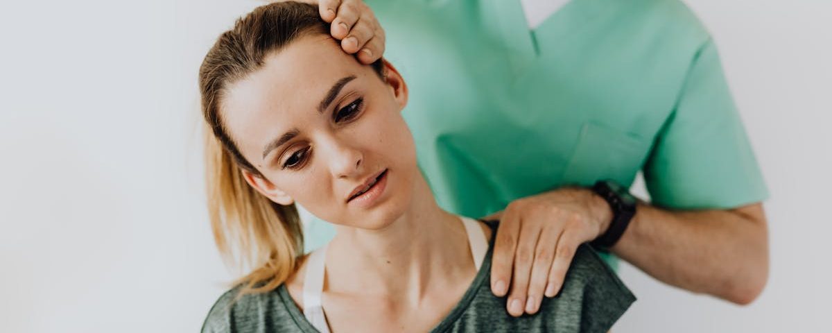 découvrez les bienfaits de la thérapie manuelle, une méthode douce et efficace pour soulager les douleurs musculaires et articulaires. apprenez comment cette approche ciblée peut améliorer votre mobilité et favoriser votre bien-être au quotidien.