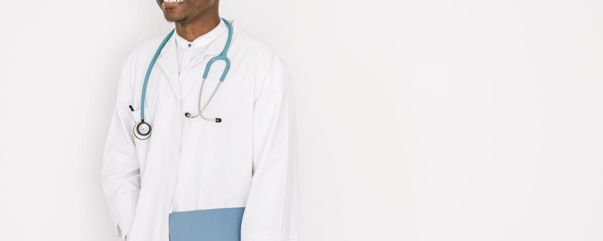 découvrez l'expertise d'un spécialiste en médecine du sport, qui allie prévention, diagnostic et traitement des blessures sportives. optimisez vos performances et votre bien-être grâce à des conseils personnalisés et des soins adaptés à votre activité physique.