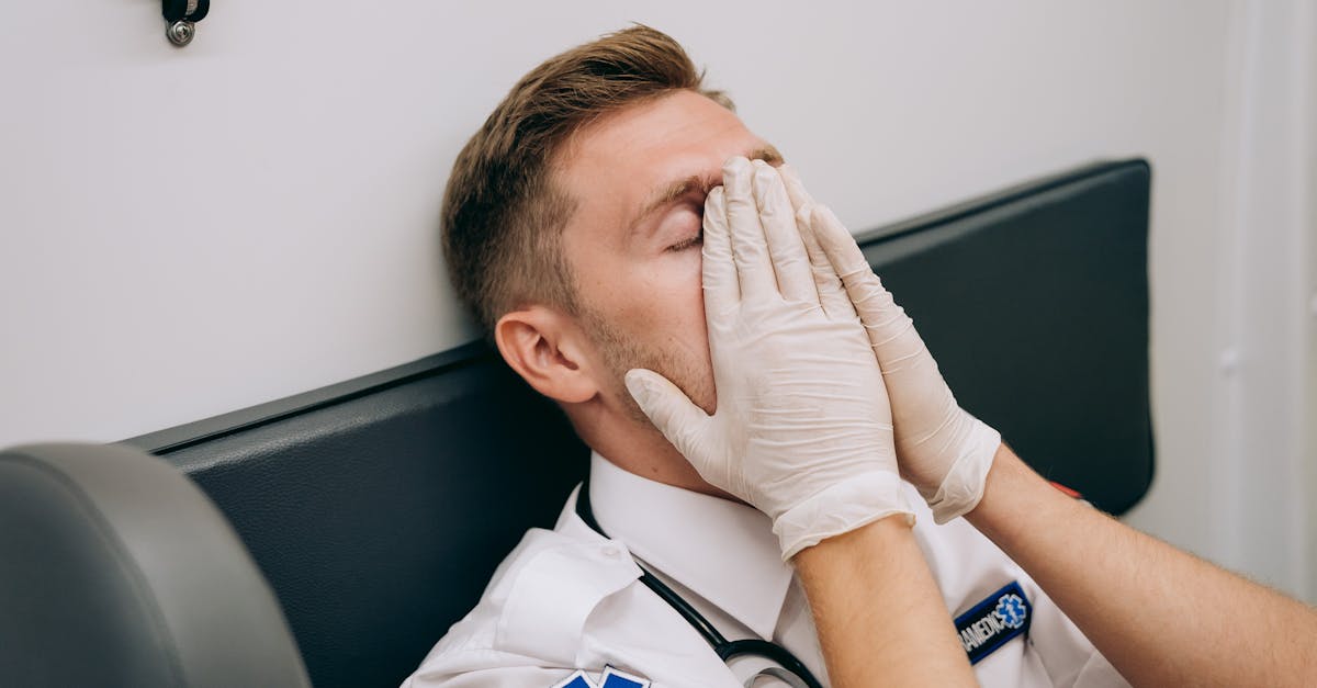 découvrez la décompression neurovertébrale, une méthode non invasive pour soulager les douleurs de dos et améliorer votre bien-être. apprenez comment cette technique peut réduire la pression sur les nerfs et favoriser une meilleure mobilité.