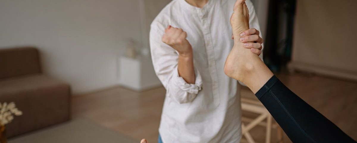 découvrez les bienfaits des bains de pieds thérapeutiques : une méthode apaisante pour soulager le stress, améliorer la circulation sanguine et détendre vos muscles. offrez à vos pieds un moment de bien-être et de relaxation grâce à des recettes et des conseils adaptés.