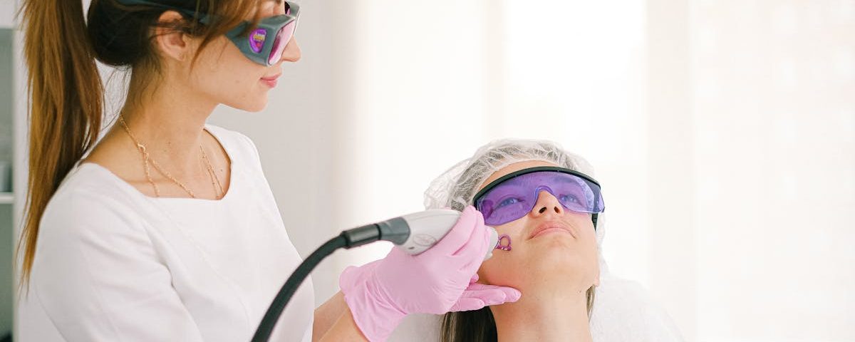 découvrez la thérapie laser : une méthode innovante et non invasive pour soulager la douleur, accélérer la guérison et améliorer votre bien-être. informez-vous sur ses nombreux bienfaits et ses applications en santé.